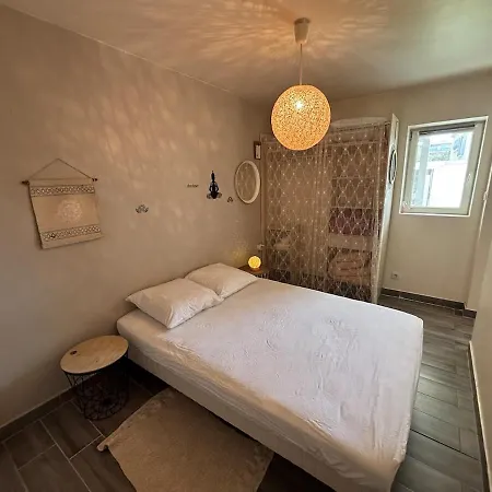 En Rez-de-jardin Avec Terrasse Privative شقة لا سين سور مير